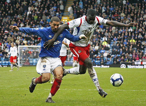 公开场合多 公开场合多