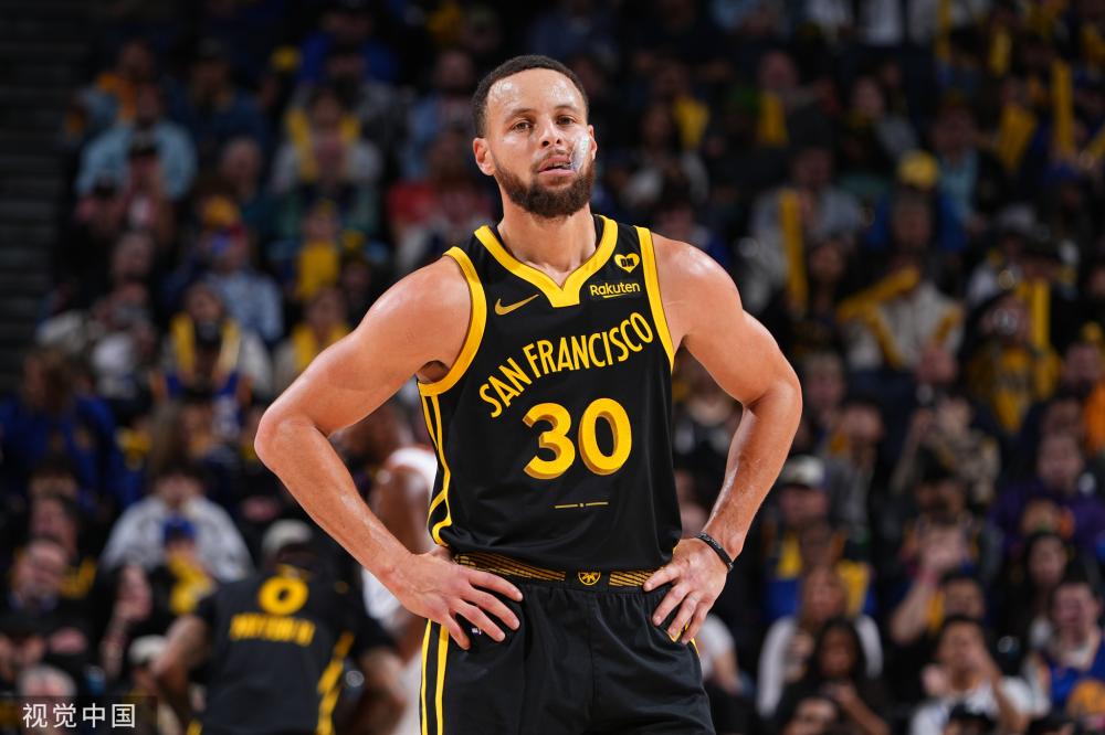 相比之下 相比之下